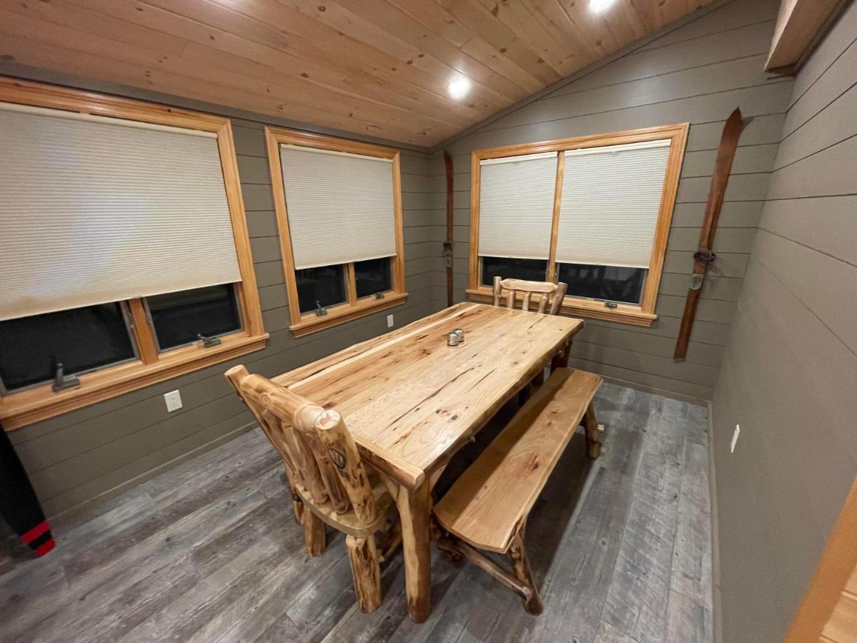 Adirondack Lake Cabins Ξενοδοχείο Indian Lake Εξωτερικό φωτογραφία
