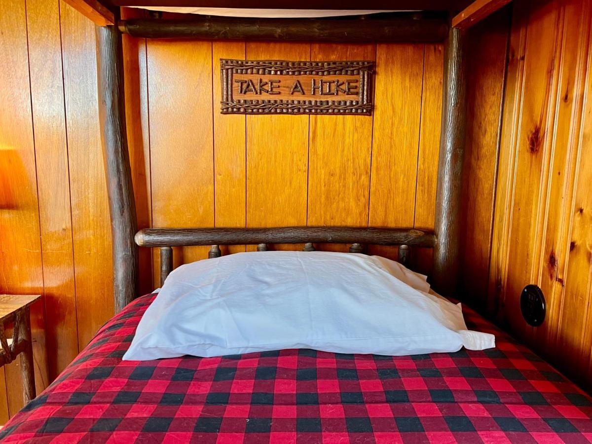 Adirondack Lake Cabins Ξενοδοχείο Indian Lake Εξωτερικό φωτογραφία