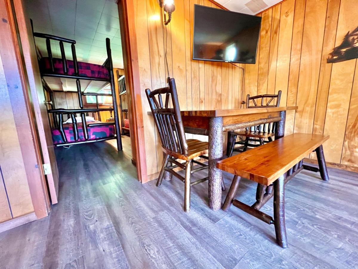 Adirondack Lake Cabins Ξενοδοχείο Indian Lake Εξωτερικό φωτογραφία