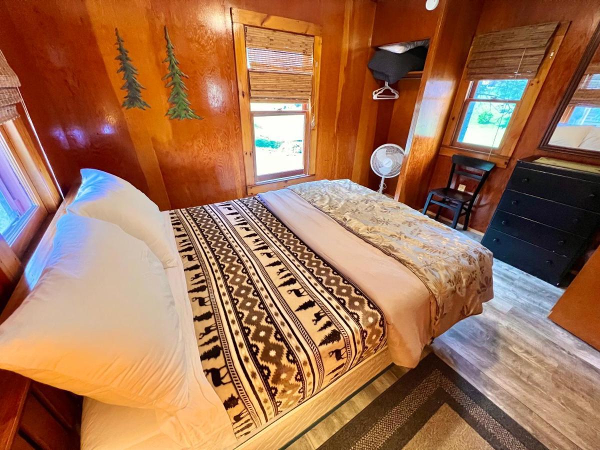 Adirondack Lake Cabins Ξενοδοχείο Indian Lake Εξωτερικό φωτογραφία
