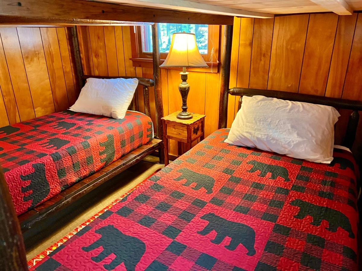 Adirondack Lake Cabins Ξενοδοχείο Indian Lake Εξωτερικό φωτογραφία